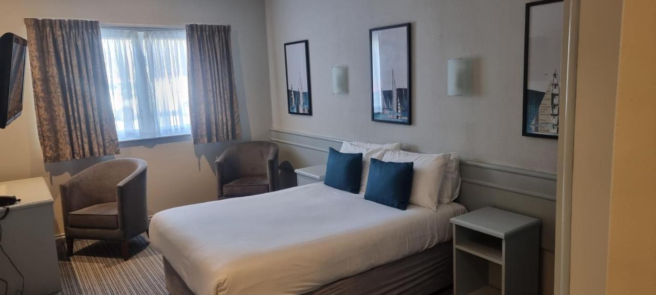 Poole Quay Hotel พูล ภายนอก รูปภาพ